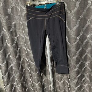 Athleta Crop Leggings Athletic Workout Running Activewear Pocket‎ Black S